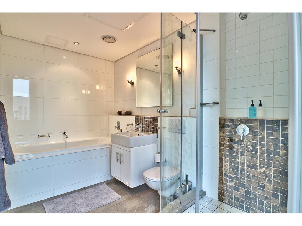 Apartment Cartwrights Studio 1008